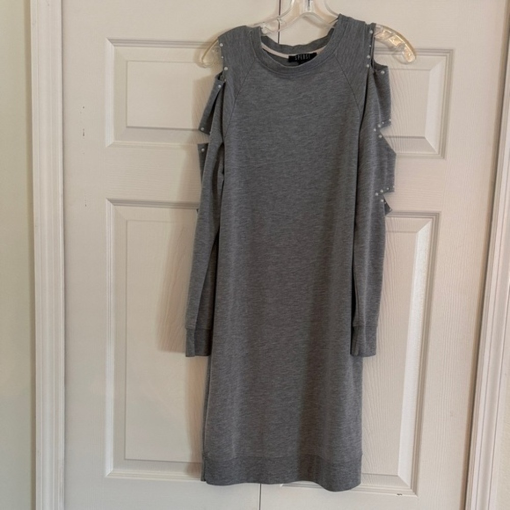 Stylish Gray Cold Shoulder Dress - Picture 1 of 6